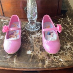 Pink shoes/ flower on Velcro strap